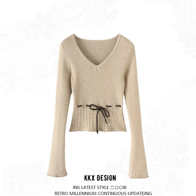 Drawstring cropped long sleeve sweater