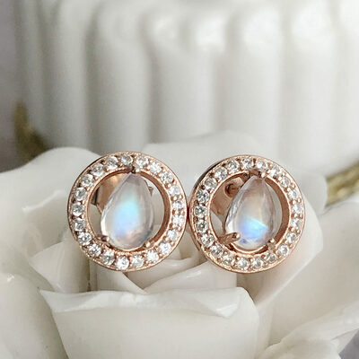 Beautiful sheen natural rainbow moonstone earstuds 925 sterling silver earstuds transparent moonstone great gift