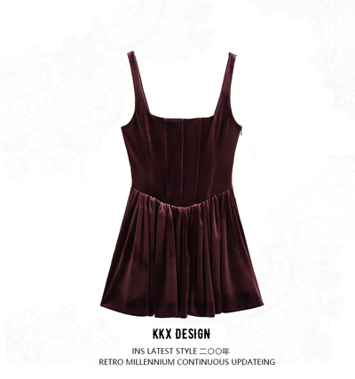Sexy small sling design waist velvet dress
