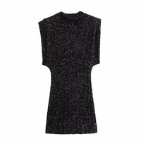 Elegant and mature dress with padded shoulders and sequins - Thumbnail 2
