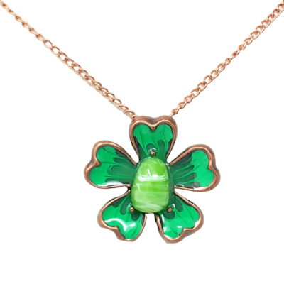 Lucky green flower pendant necklace