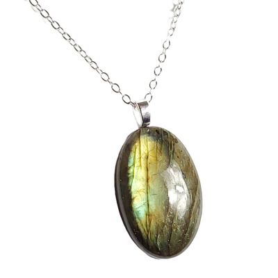 Labradorite pendant necklace