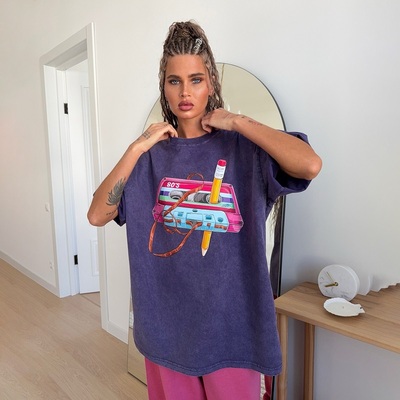 Women's retro magnetic tape print t-shirt