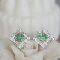 Lustrous Natural Zambian Emerald Oval 6x4mm Earstuds 925 Sterling Silver Stud Earrings Gemstone Earstuds Birthday Anniversary Wedding Gift - Thumbnail 3