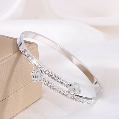  four-leaf clover bracelet women stainless steel bangles