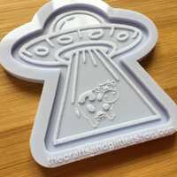 UFO abducting cow Silicone Mold - Thumbnail 4