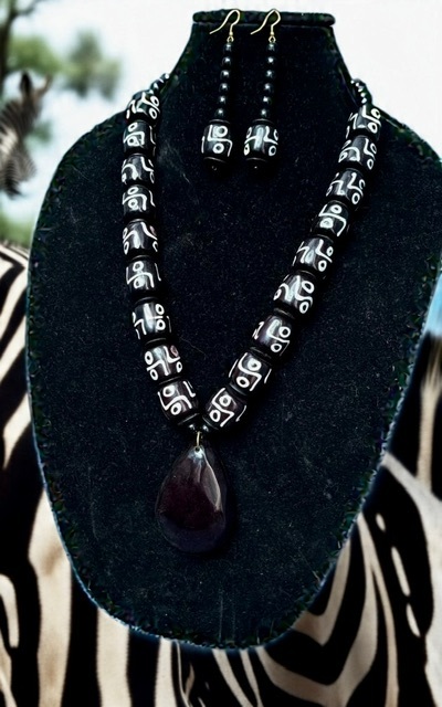 Midnight Eclipse Necklace & Earrings Set 