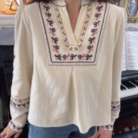 V-neck heavily embroidered shirt with printed embroidery and long sleeves - Thumbnail 3