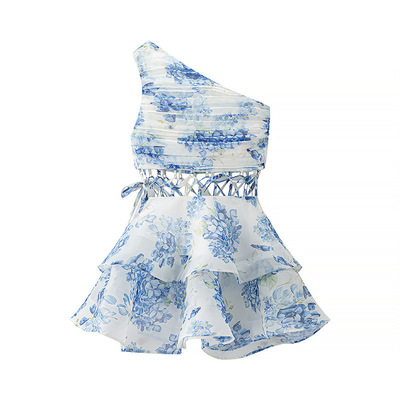 Fashionable sexy hot girl one-shoulder waist hollow floral dress