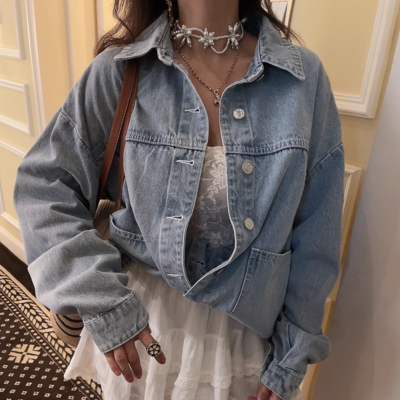 Fashionable patchwork denim jacket