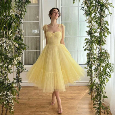 Yellow elegant french cocktail evening gown for women - Thumbnail 1