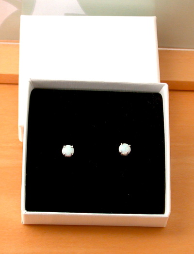 BOXED GIFT/White Opal Stud Earrings/Opal Earrings/Opal Jewelry/Opal Jewellery/Opal Jewelery/October Birthstone/5mm Stud Earrings/UK