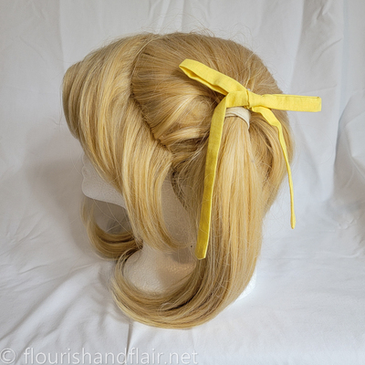 Set of two tied ribbons