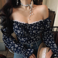 Square neck lace trim drawstring puff sleeves waist-baring floral holiday blouse - Thumbnail 2