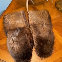 Brown palm mens beaver mittens - Thumbnail 1
