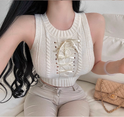 Round neck cross-strap short sleeveless knitted vest