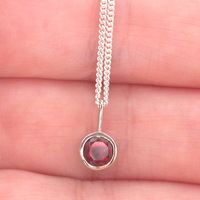 BOXED GIFT SET/Sterling Silver Garnet Circle Pendant & Chain/Garnet Necklace/Garnet Jewellery/Garnet Jewelry/Garnet Earrings/UK - Thumbnail 3