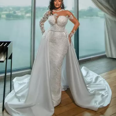 Off white bridal gowns, white satin wedding dresses: mermaid trumpet bridal gowns, o-neck long sleeve satin wedding dress with applique, beaded