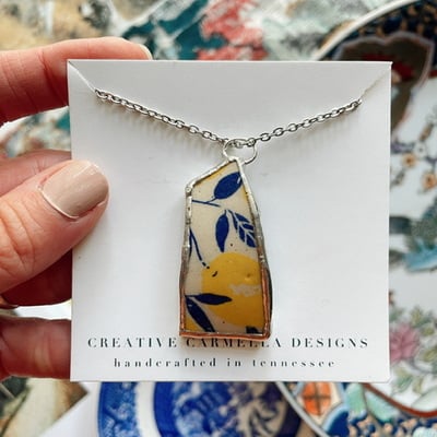 “beauty in the broken” necklace no.03
