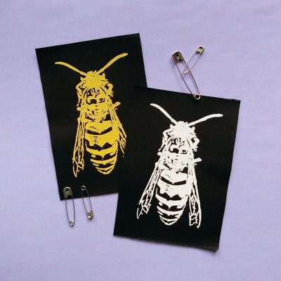 Hornet with skull punk patch