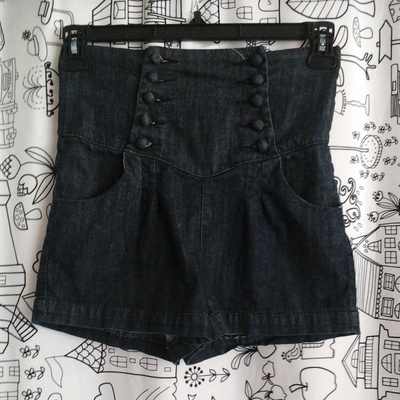 High waist denim shorts