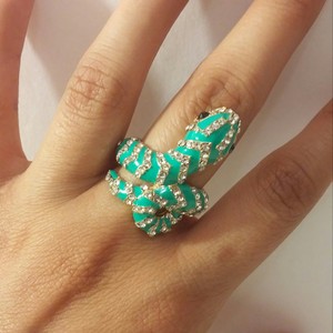 Rhinestone Snake Ring